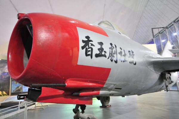 1959年，得知常香玉未入黨，鄧小平：你們河南不發展她，我來發展