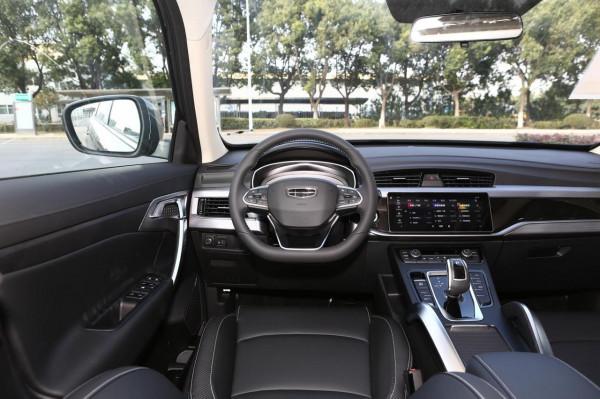 緊湊型SUV博越1.8T自動版:有顏值也有動力,值得入手嗎 緊湊型SUV博越1.8T自動版:有顏值也有動力,值得入手嗎