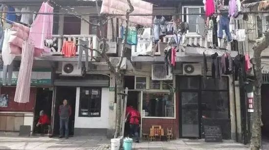 花500萬買上海老破小的年輕人：擠也要擠在梧桐區