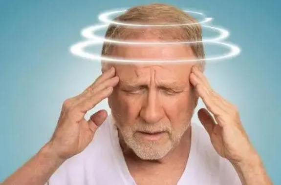 神經內科主任：腦梗來臨，身體3個月前就有“暗示”，別不當回事