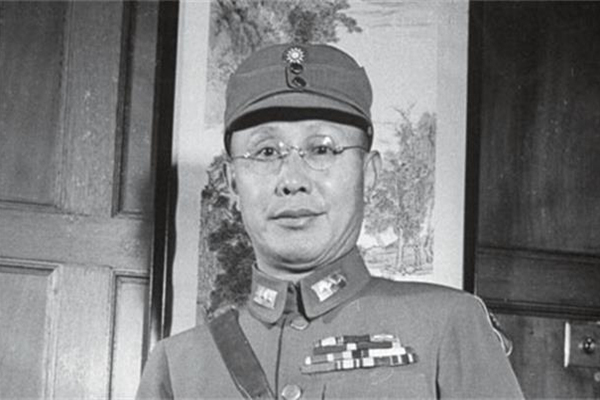 冷少農：潛伏在何應欽身邊，為三次反圍剿提供情報，32歲慘遭殺害