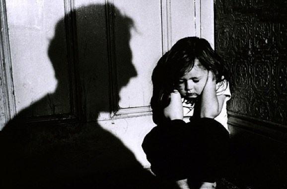 山西一小學生被父親和奶奶毆打致死:無作為的學校老師是最大幫兇 山西一小學生被父親和奶奶毆打致死:無作為的學校老師是最大幫兇