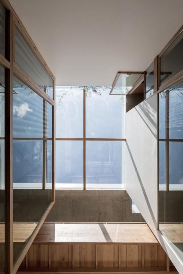 277㎡越南住宅：公共空間為核心，自由地穿插泳池、樹木和花園