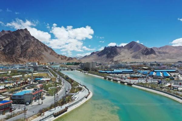 行走阿里 每一幀都是風景