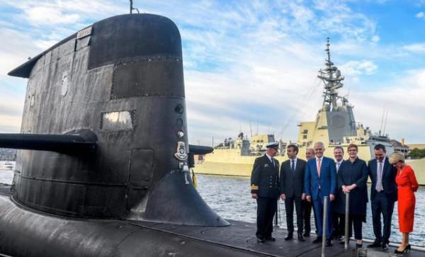 美國搶法國軍火大單，拉英國澳大利亞組群，世界迎來陸島相爭時代