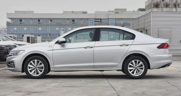 大眾同門之爭：寶來VS朗逸誰會更勝一籌？