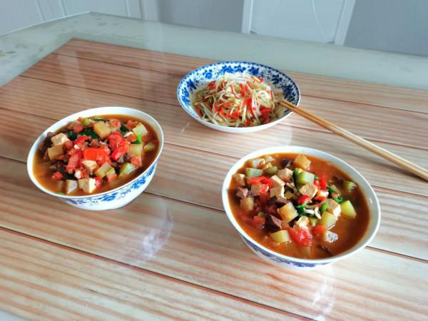 曬中年夫妻兩人的5天晚餐，雖簡單卻好吃，每天這樣吃不發胖