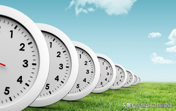 電子血壓計到底準不準，測血壓該測左臂還是右臂？醫生給你講明白