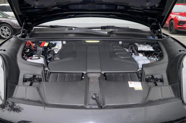 新車｜對標X5、攬運PHEV，保時捷Cayenne E-Hybrid亮相海口車展