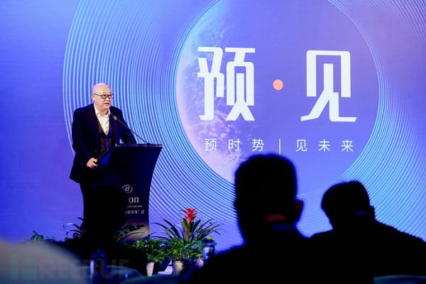 海信通訊攜手築泰 推出天騏Mega10征戰雙系統手機市場