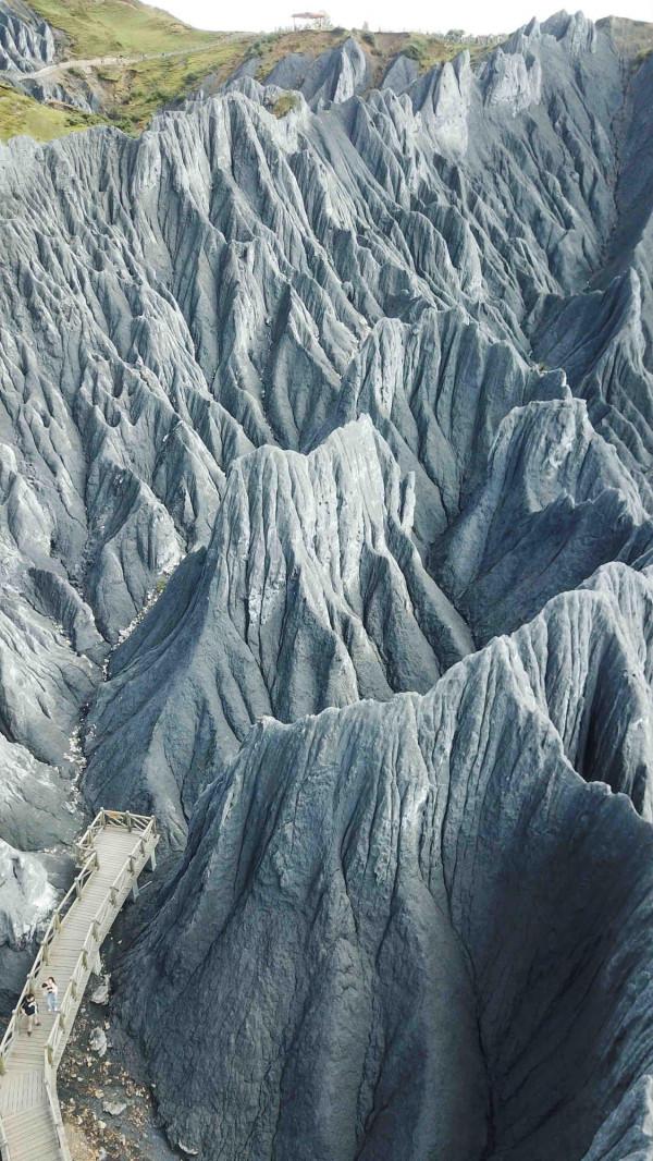 火爆網路的川西有多美?風景奇異,這裡被譽為“中國地質百慕大” 火爆網路的川西有多美?風景奇異,這裡被譽為“中國地質百慕大”