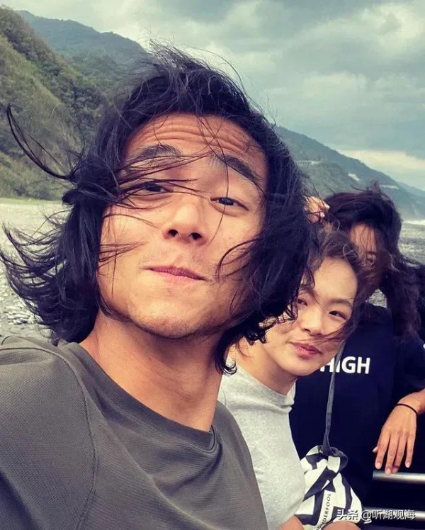 被“毀壞”的男神，有人“疑似整容”，有人“邋里邋遢”