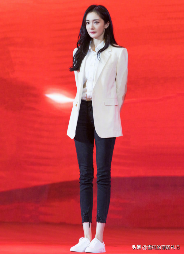 打底褲早就不受寵了！今年冬天流行穿&OpenCurlyDoubleQuote;體操褲&rdquo;，時髦遮肉又顯瘦