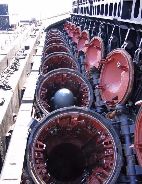 俄羅斯海軍“最後的倔強”：所剩無幾的2萬噸巡洋艦