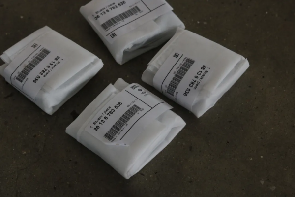 翻新“破爛不堪”的寶馬X5,車主硬是把X5當拖拉機開了7年 翻新“破爛不堪”的寶馬X5,車主硬是把X5當拖拉機開了7年