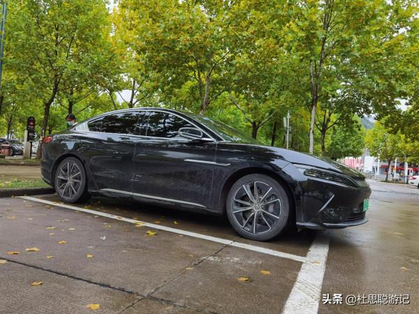 漢EV自駕廣西，帶著孩子逛桂林杉湖景區，夜景值得來打卡夜景