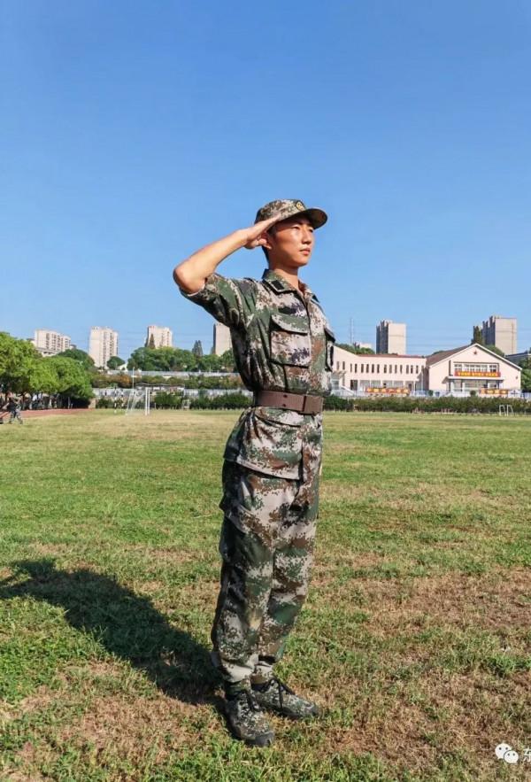 入伍滿月，新兵最新情況來了！（附入伍前後對比照）