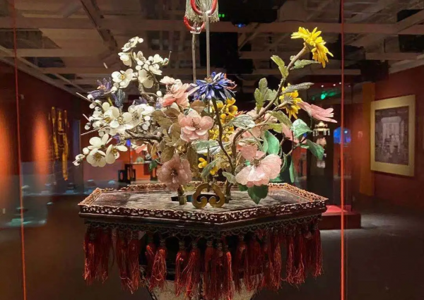 故宮宮燈海淀“點亮”!在光影中穿越百年...... 故宮宮燈海淀“點亮”!在光影中穿越百年......