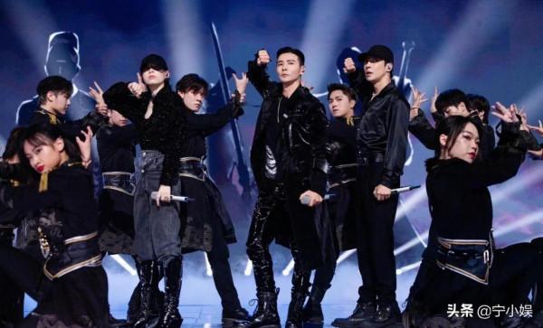 芒果臺低調舉辦“內部”晚會,5個尷尬場面意外暴露3條生存現狀 芒果臺低調舉辦“內部”晚會,5個尷尬場面意外暴露3條生存現狀