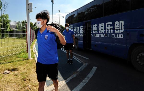 申花王牌新星下賽季將回歸，曾號稱新申思，本賽季表現可圈可點