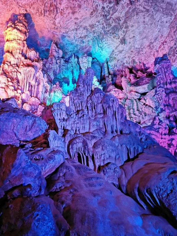 穿過瑤琳仙境,到了江西三清山(2021/05/30) 穿過瑤琳仙境,到了江西三清山(2021/05/30)