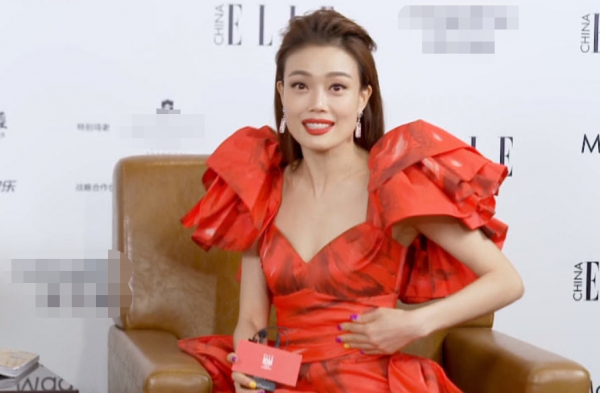 ELLE紅毯：董潔扮嫩劉濤秦海璐合體，都不敵戴百萬私人珠寶的韓雪