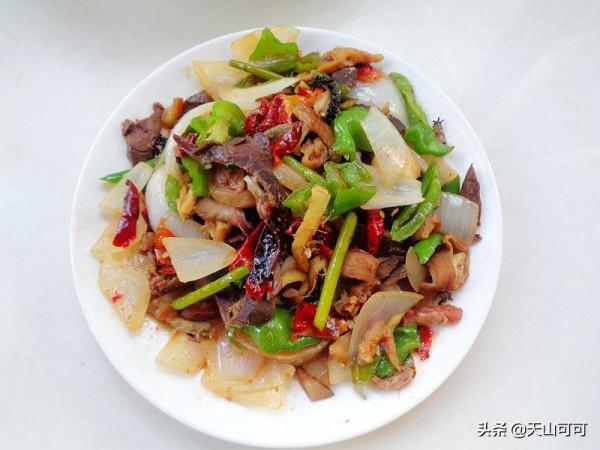 看我家國慶節午餐,6個菜花費不到70元,魚排骨全有,便宜嗎 看我家國慶節午餐,6個菜花費不到70元,魚排骨全有,便宜嗎