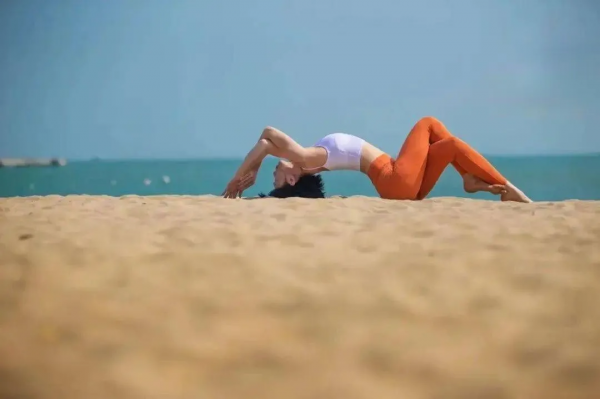 最適合戶外打卡的瑜伽體式,來看看你能做 幾個? 最適合戶外打卡的瑜伽體式,來看看你能做 幾個?