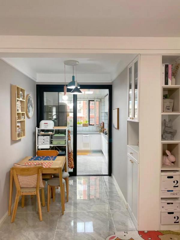 溫馨簡單的北歐三口之家 溫馨簡單的北歐三口之家