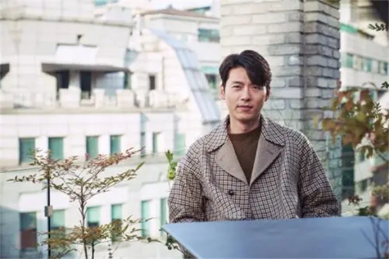 39歲玄彬近照曝光，現身拍攝雜誌，狀態堪稱行走的荷爾蒙