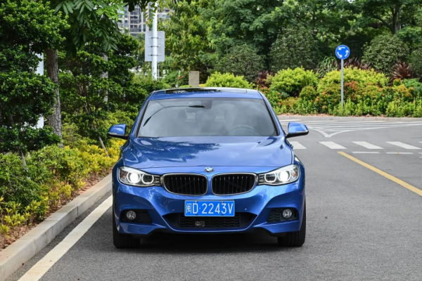 23萬圓夢寶馬GT 328i,前任戴墊嶄嶄新 23萬圓夢寶馬GT 328i,前任戴墊嶄嶄新