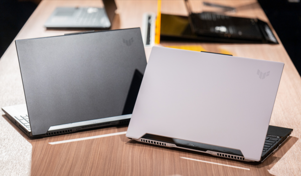 華碩ROG電競筆電2022新機動眼看，匯入MUX Switch強化GPU效能