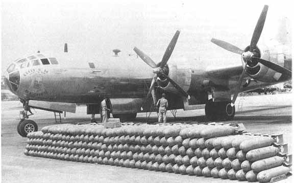 日本投降，是因為原子彈爆炸，蘇聯出兵？還是因為各方共同努力？