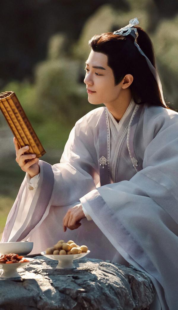 熬過了2021年的“古偶醜男潮”，2022年終於可以上岸狂歡了