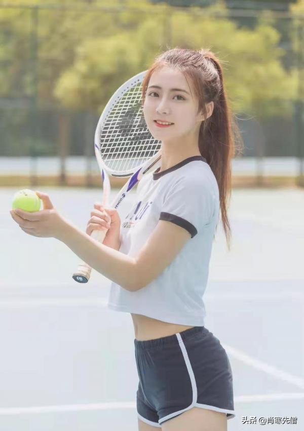 我，24歲貴州人，夢想做一個演員，只因長相漂亮被父母擔心