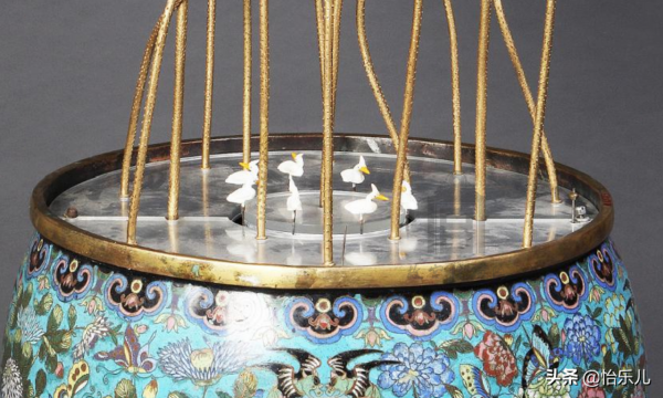 是玩具也是鐘錶,原本一對兒對兒的,如今分隔南博故宮兩地 是玩具也是鐘錶,原本一對兒對兒的,如今分隔南博故宮兩地