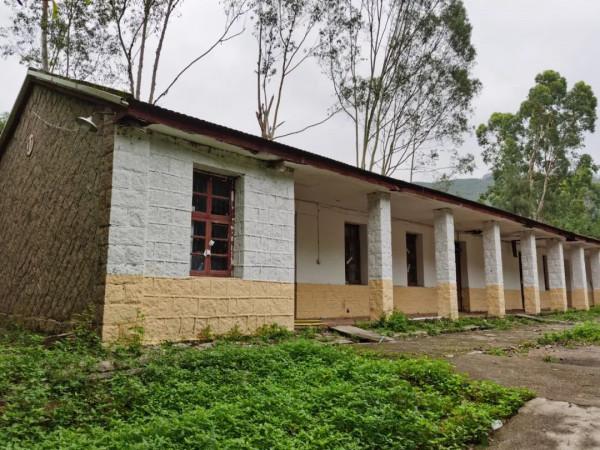 光明山下的情事 光明山下的情事