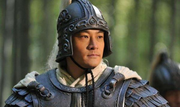 周瑜與陸遜相比，軍事能力誰更強？一個是名將一個是軍事家