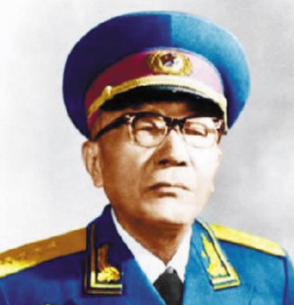 開國上將呂正操,87歲專程赴美見張學良:打鬼子,我替你做了 開國上將呂正操,87歲專程赴美見張學良:打鬼子,我替你做了