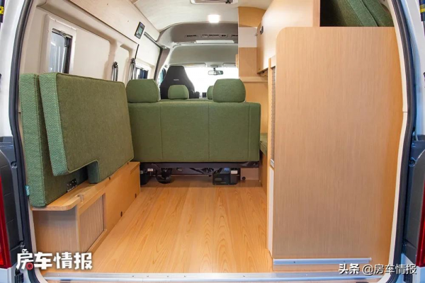 帶四驅的豐田海獅房車,6座設計還有廚房,3米長超大通鋪住著賊爽 帶四驅的豐田海獅房車,6座設計還有廚房,3米長超大通鋪住著賊爽