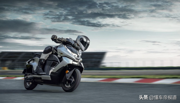 新車 | 售17999-21699元，春風旗下ZEEHO電動摩托車AE8正式上市