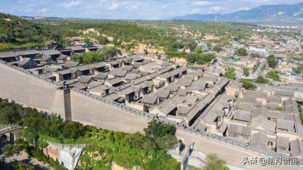 國內最大私人豪宅,比故宮大10萬平方米,被稱為“中國民間故宮” 國內最大私人豪宅,比故宮大10萬平方米,被稱為“中國民間故宮”