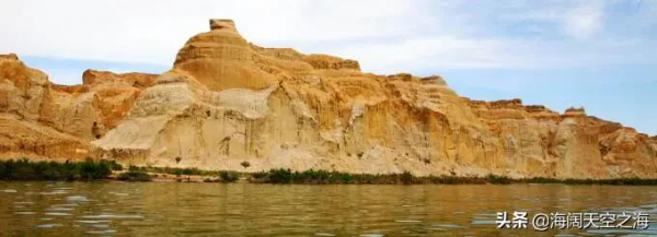 這裡是新疆｜多姿多彩的地貌