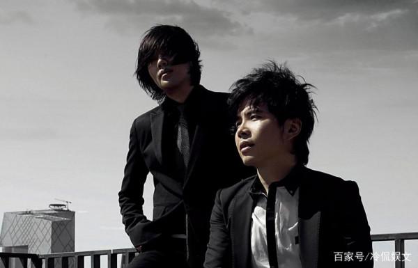 水木年華登臺演出,卻被23歲評委嘲諷,應了張學友當年說的什麼? 水木年華登臺演出,卻被23歲評委嘲諷,應了張學友當年說的什麼?