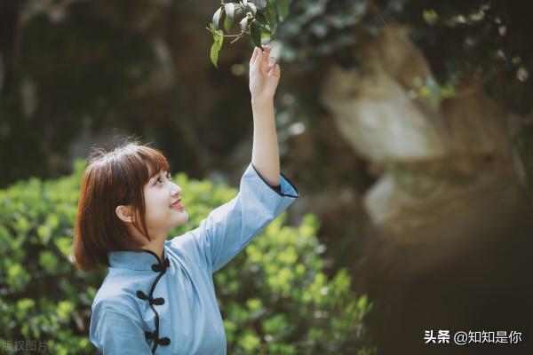 張愛玲難唸的《心經》:父親不愛母親,也不能愛她 張愛玲難唸的《心經》:父親不愛母親,也不能愛她