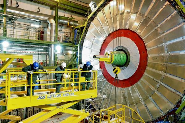 被高能粒子爆頭會怎樣？科學家：一道閃光之後，左臉永久癱瘓