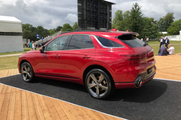 質感不輸BBA,但GV70入華能賣得好嗎? 質感不輸BBA,但GV70入華能賣得好嗎?