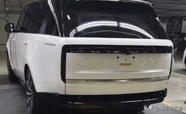 新車 | 新路虎攬勝官圖洩露,尾燈風格酷似哈弗大狗?10月27日釋出 新車 | 新路虎攬勝官圖洩露,尾燈風格酷似哈弗大狗?10月27日釋出