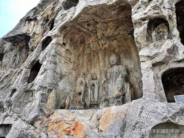 皇家石窟中的這尊雕像以神秘微笑著稱,被譽為“東方蒙娜麗莎” 皇家石窟中的這尊雕像以神秘微笑著稱,被譽為“東方蒙娜麗莎”