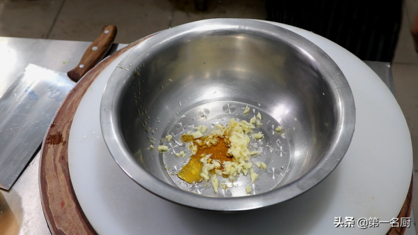 過年了，教你4道解膩小冷盤，端上桌比大魚大肉還搶手，太好吃了